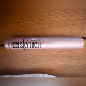 💙 4/$20 MAYBELLINE Mini SKY HIGH MASCARA
